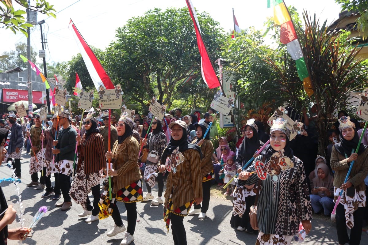 parade panwascam bener