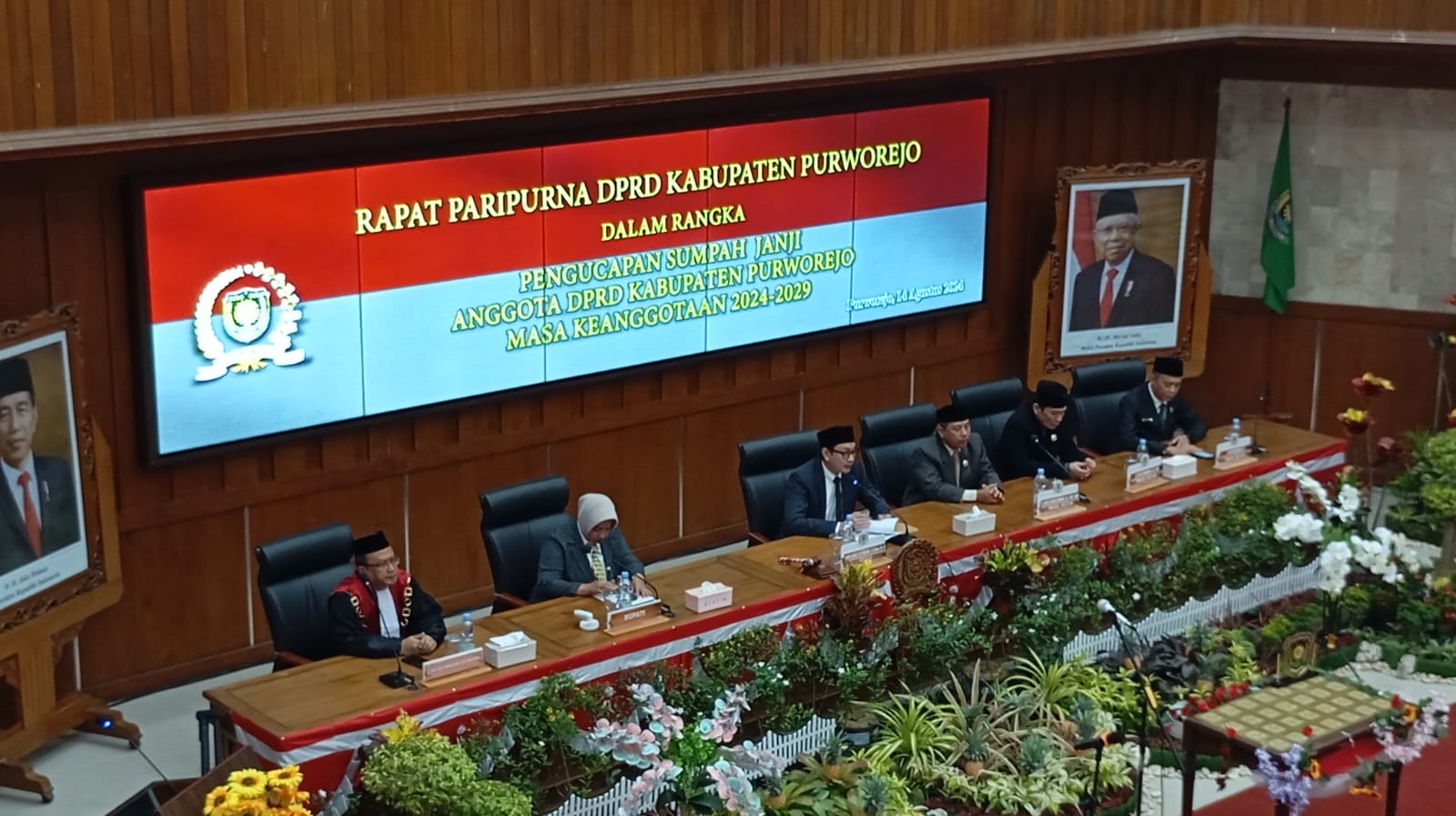 pelantikan dewan