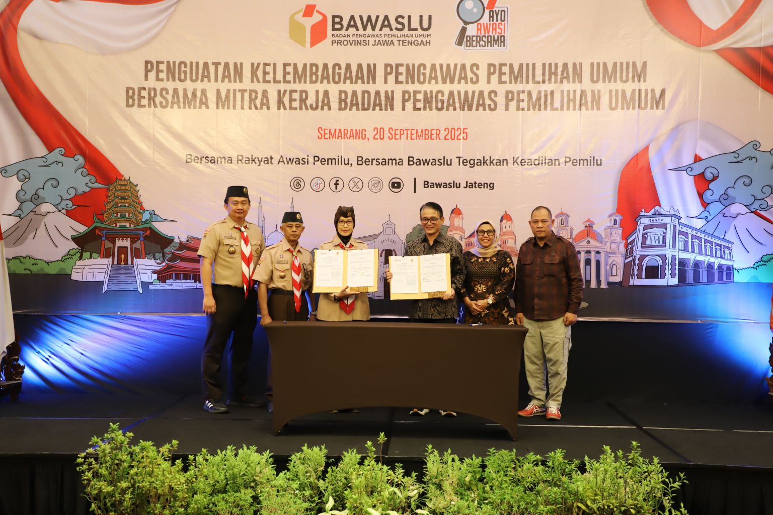 kelembagaan provinsi jateng