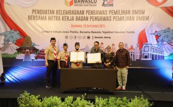 kelembagaan provinsi jateng